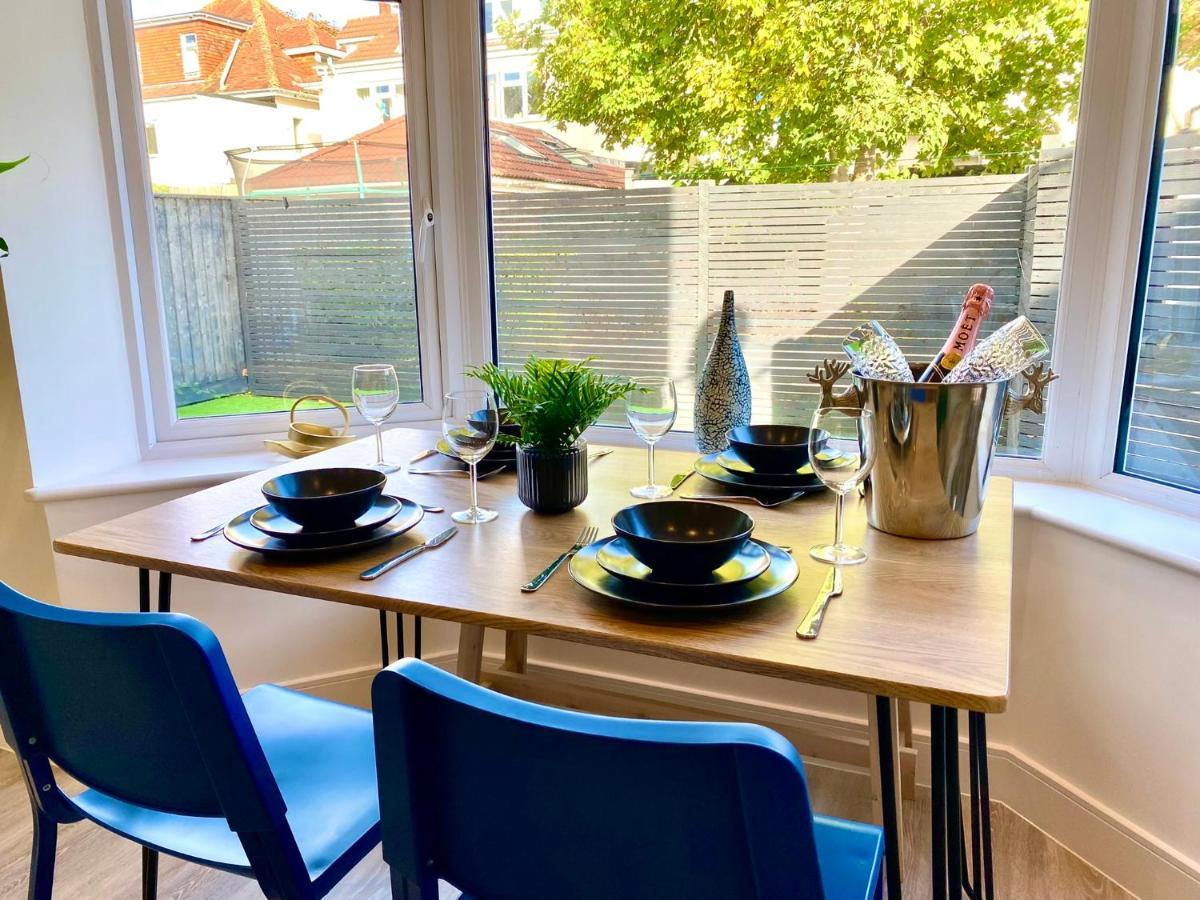 Haven: Stylish 2-bedroom Near Bournemouth's Shore *